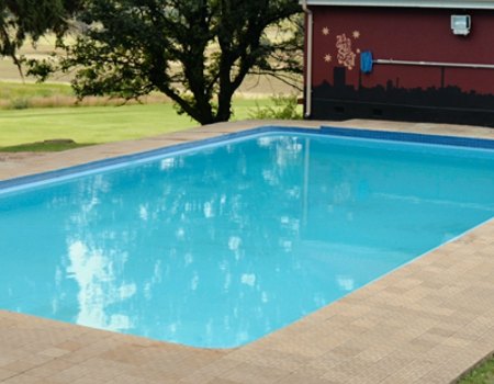 15 m swimming pool